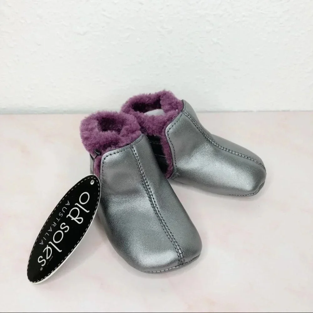 NWT Old‎ Soles crib shoes polar boot silver w/ purple fleece size 2 infant